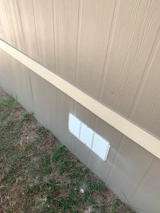 Mobile home skirting vents in wood by GulfTex Gulftex Retrofit